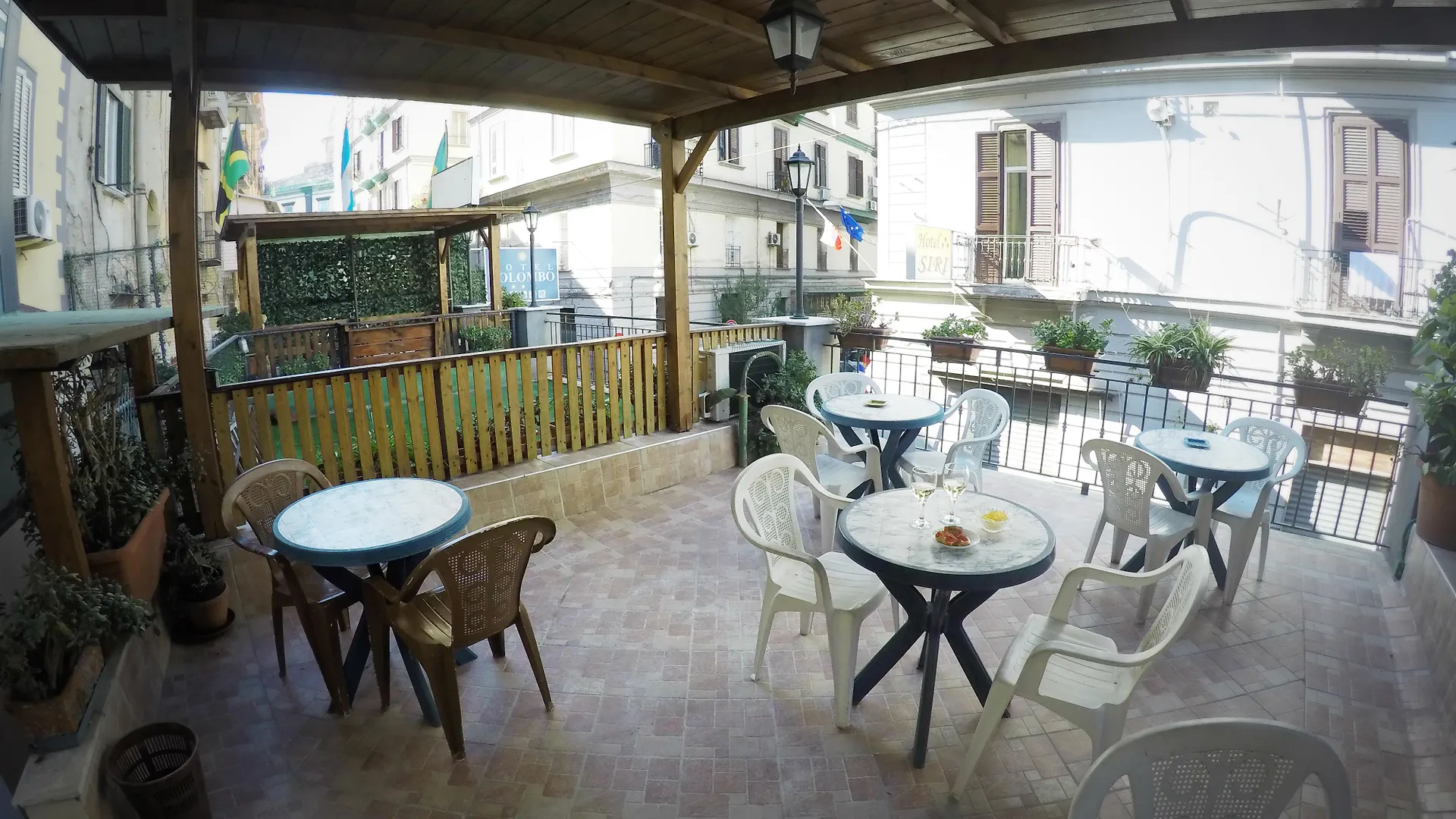 Hotel Colombo Naples